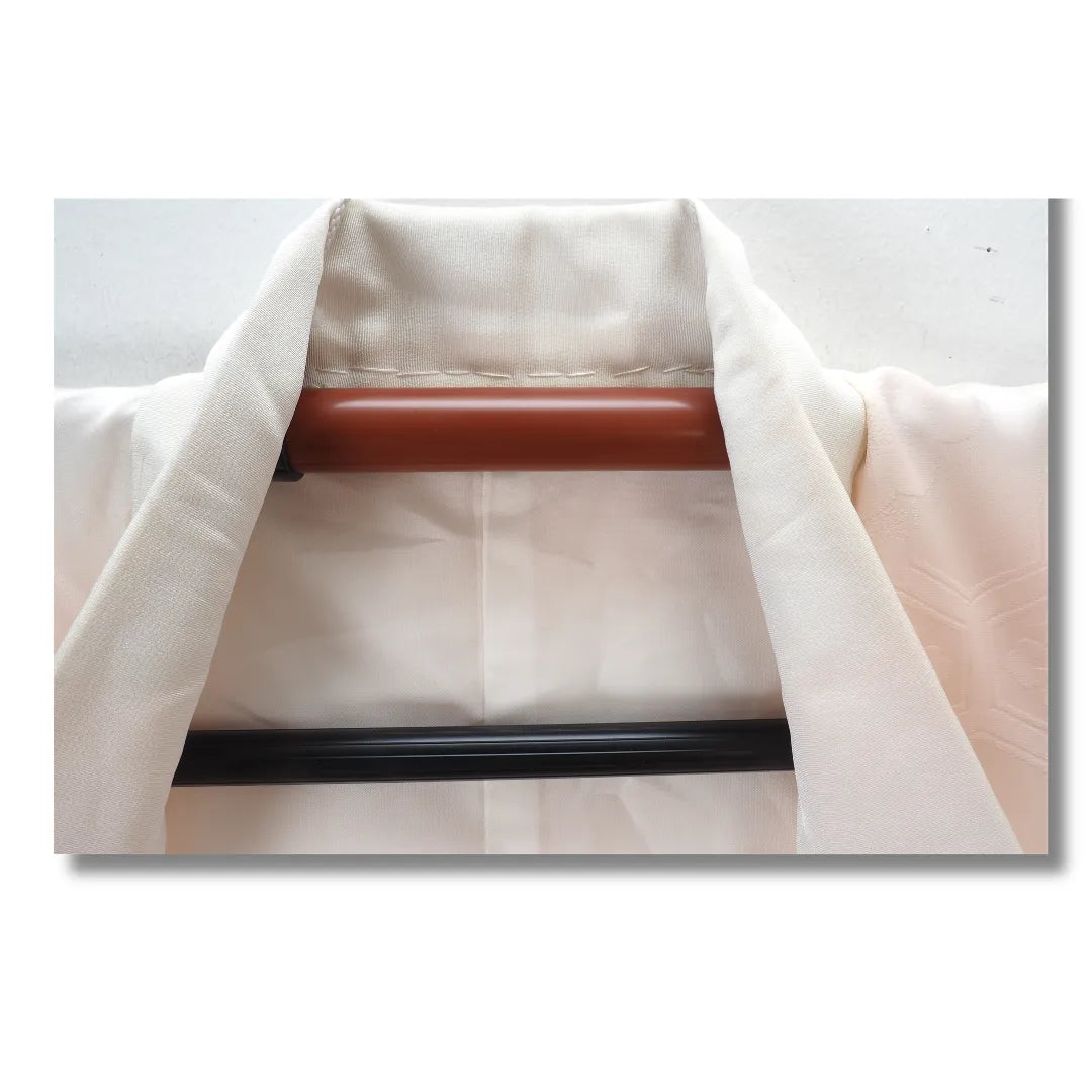 Detailaufnahme Kragen des Vintage Damen Juban
