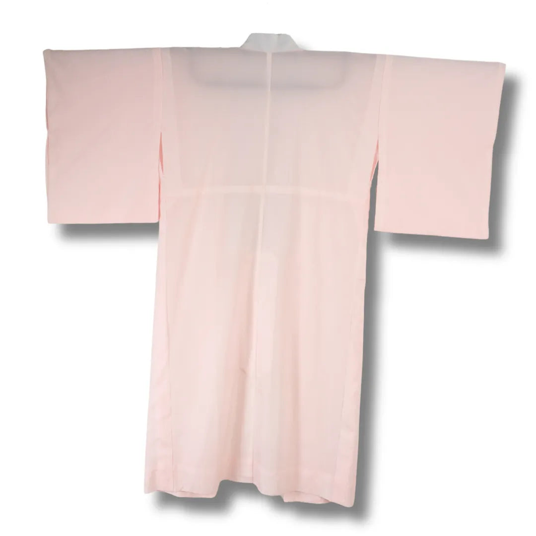 Rückansicht des japanischen Juban in Rosa