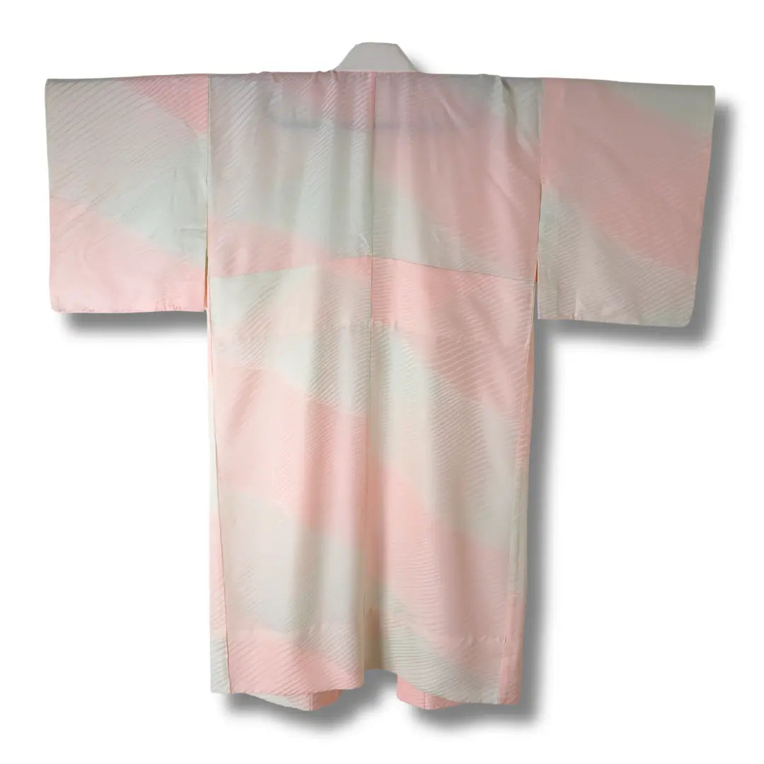 Rückseite eines rosa weißen Vintage Juban