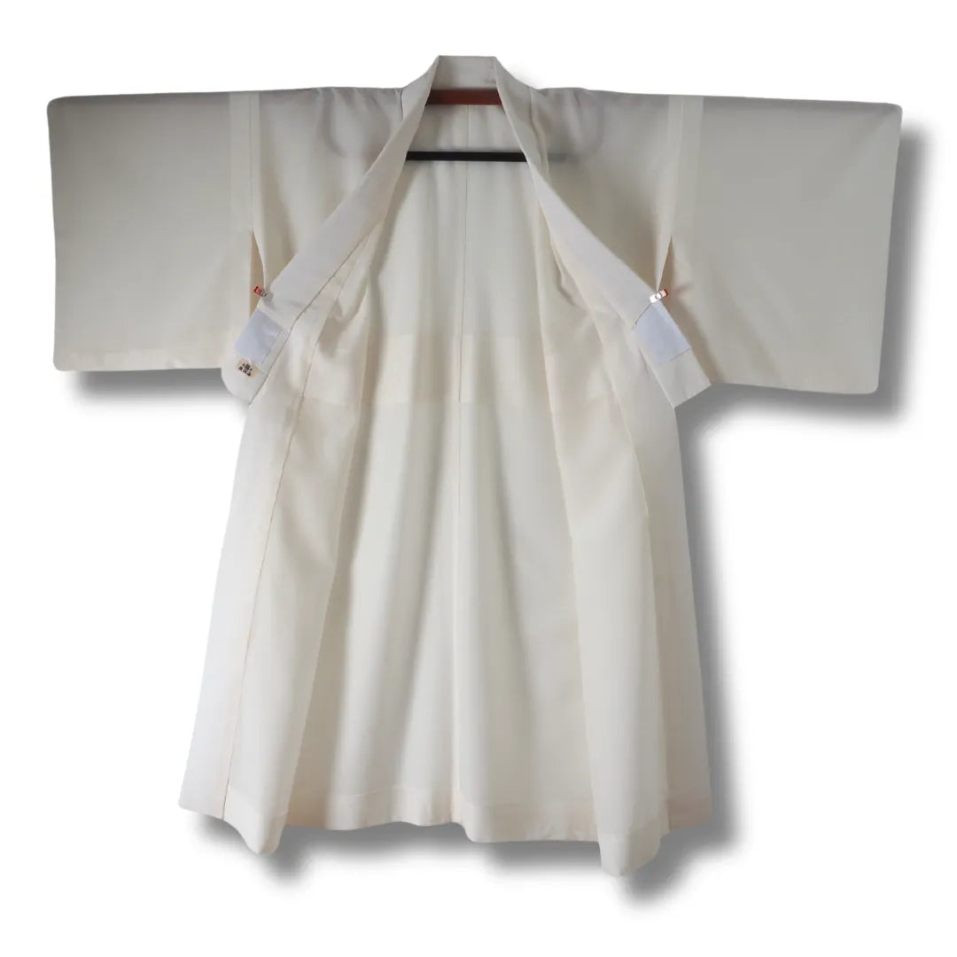 Vorderseite des transparenten Vintage Juban aus Japan, geöffnet