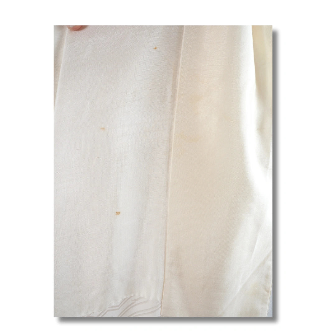Vintage Damen Naga-Juban elfenbein mit Blumen