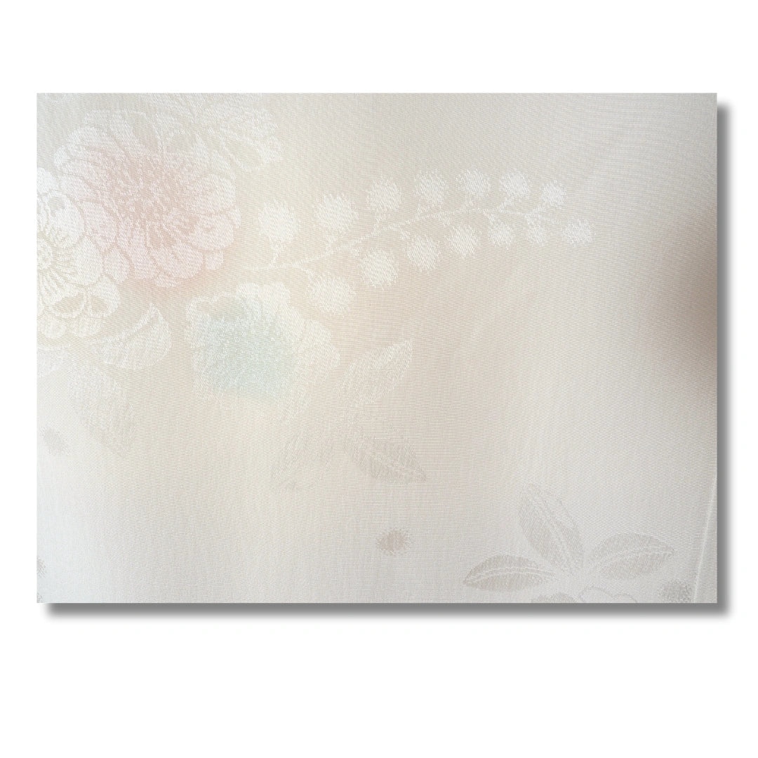 Vintage Damen Juban Creme mit floralen Mustern