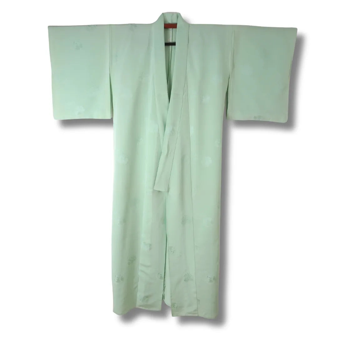 Vintage Iromuji Kimono hellblaugrün Vorderansicht mit schlichtem Design