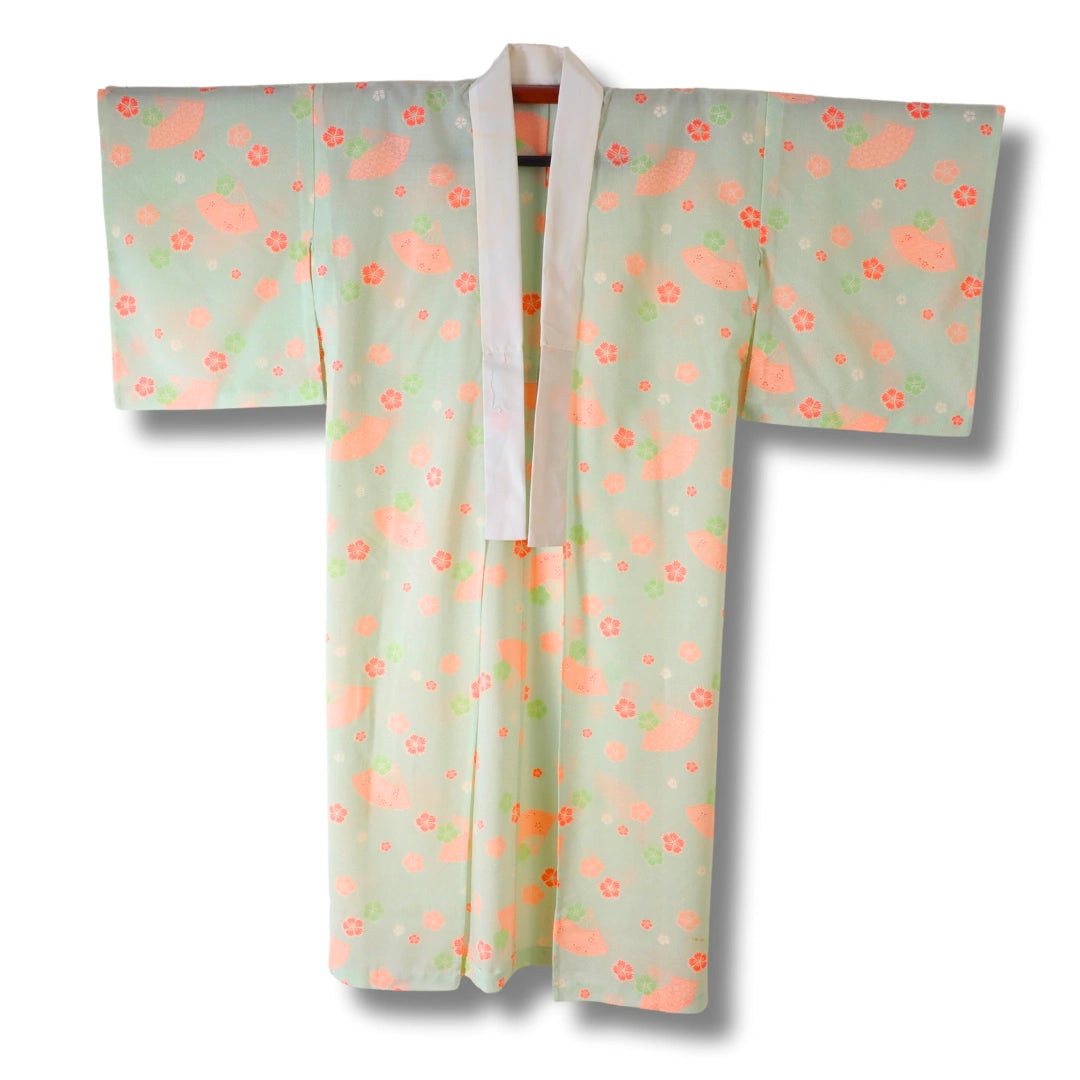 Vintage Damen Naga Juban hellgrün mit pinken Blumen