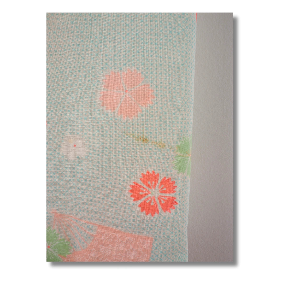 Vintage Damen Naga Juban hellgrün mit pinken Blumen