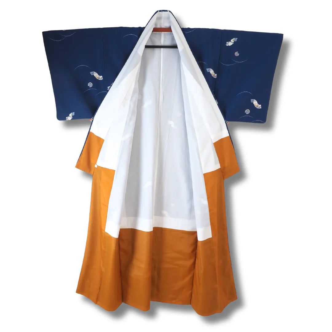 Innenansicht Kimono mit Futter und Farbkontrast