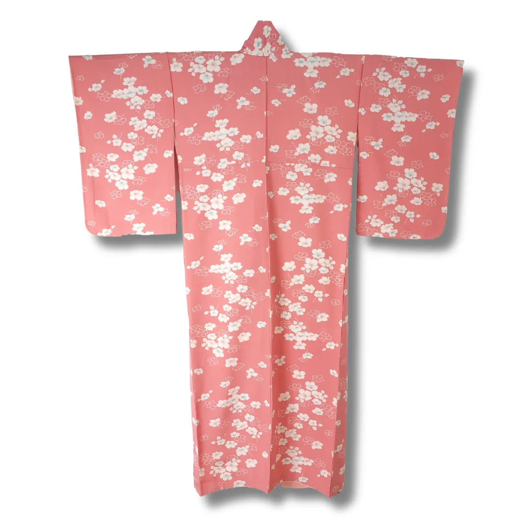 Innenansicht Kimono mit hellem Futter und Farbverlauf