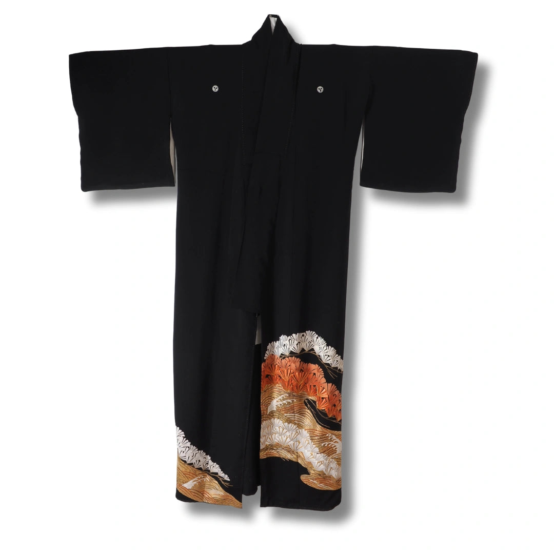 Kuro-Tomesode Damen Kimono Vintage – Schwarz mit 5 Kamon