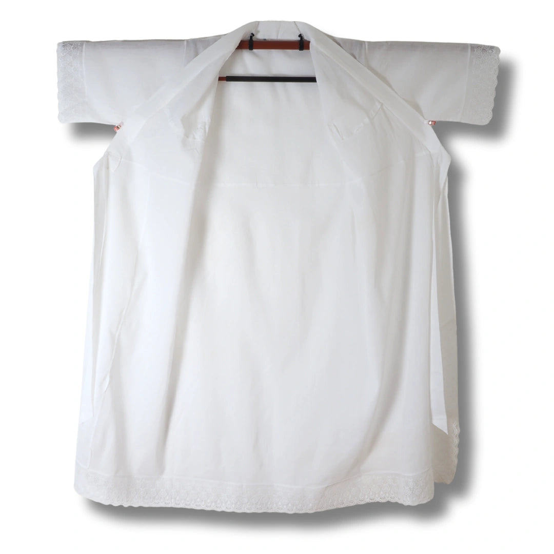 Vintage Damen Surippu Gr. M – Weiß mit Spitze