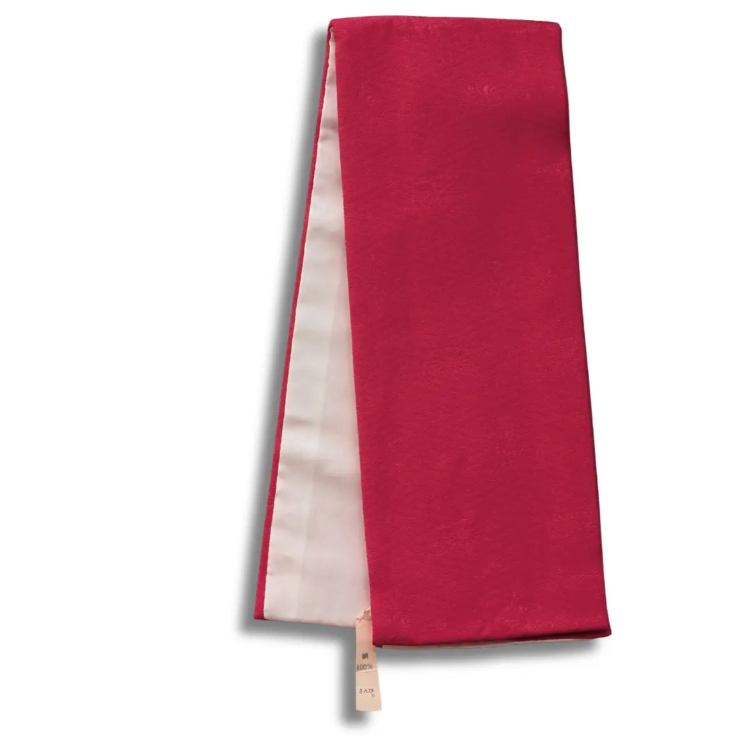 Kirschrot Vintage Haneri mit heller Rückseite als traditioneller Wechselkragen für Juban und Kimono