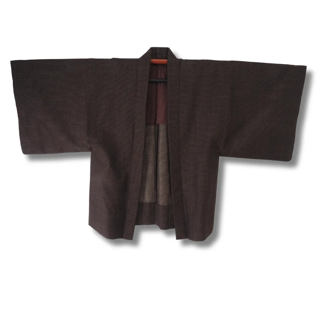 Brauner Herren Haori Vorderansicht offen