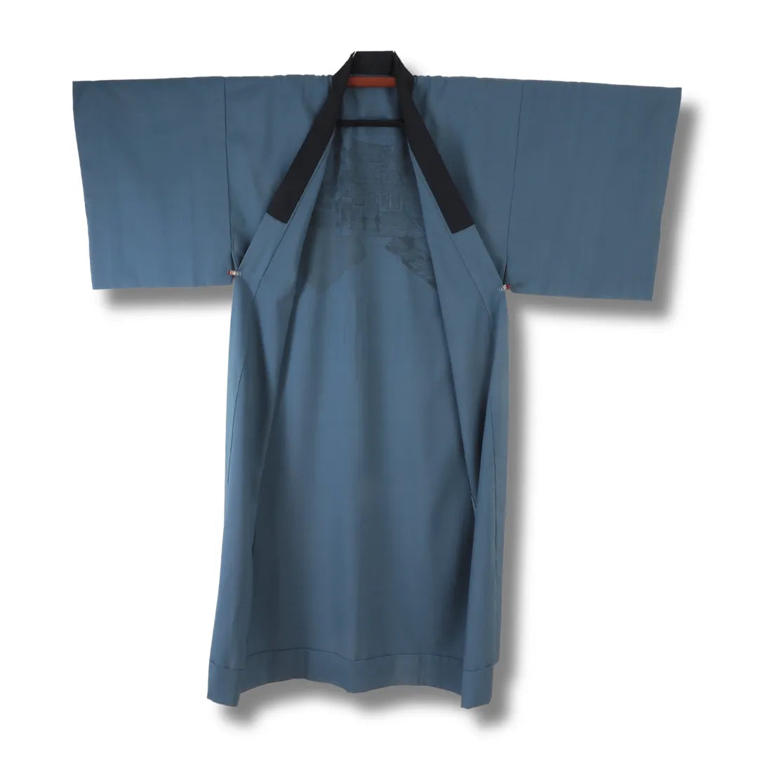 Innenansicht des traditionellen japanischen Juban für Herren