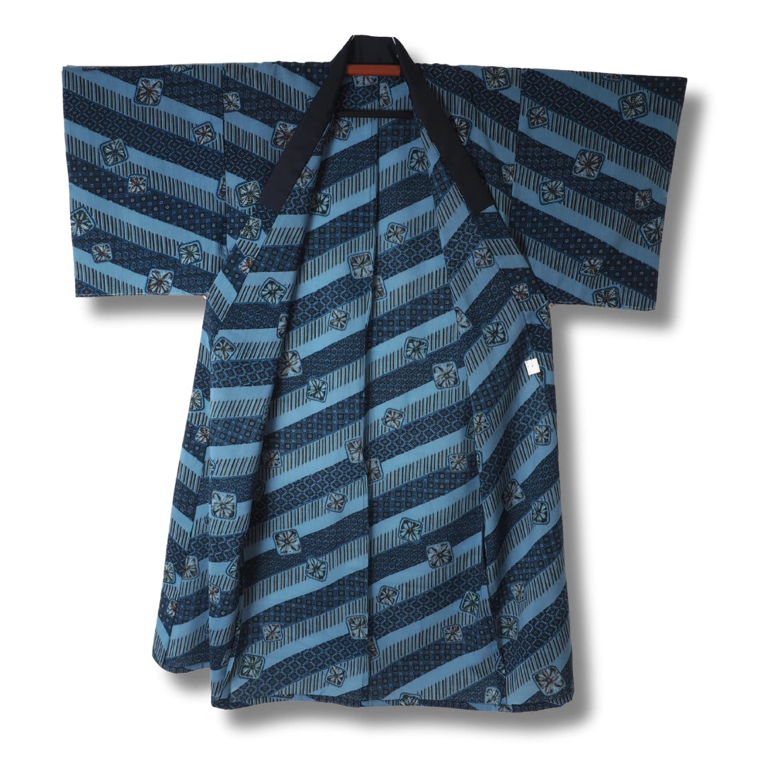 Vintage Herren Juban Blau mit traditionellem Muster