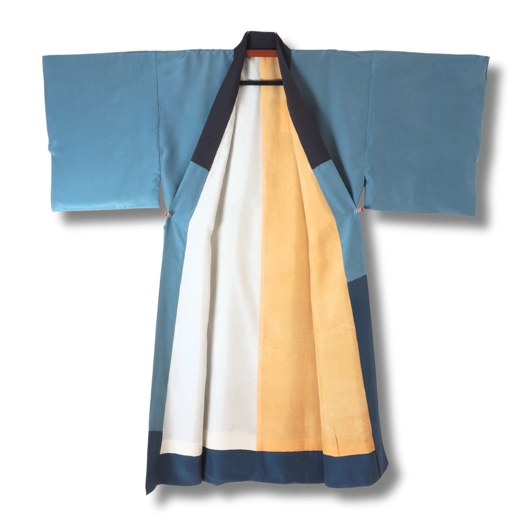 Vintage Herren-Juban Hellblau mit traditionellem Motiv