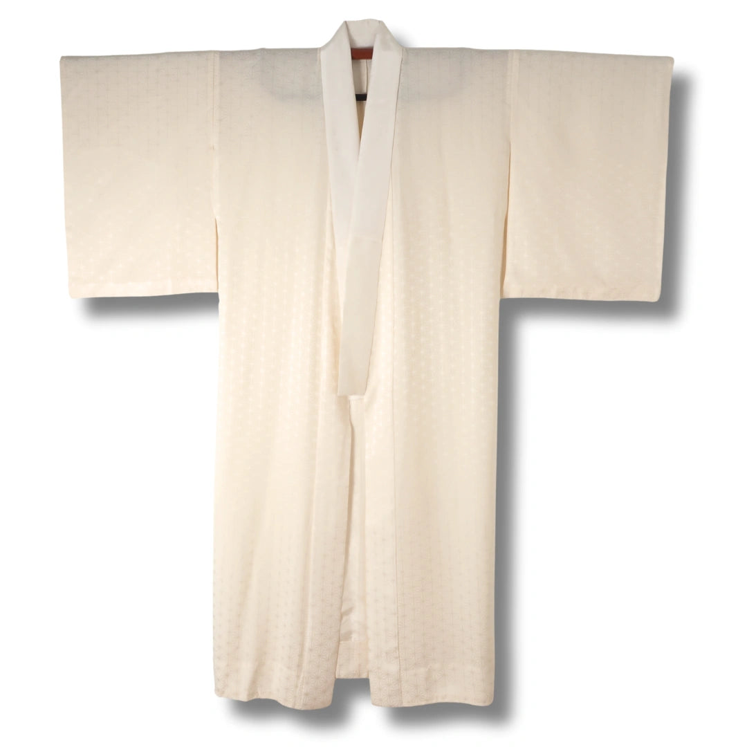 Vintage Damen Naga Juban creme mit Asanoha