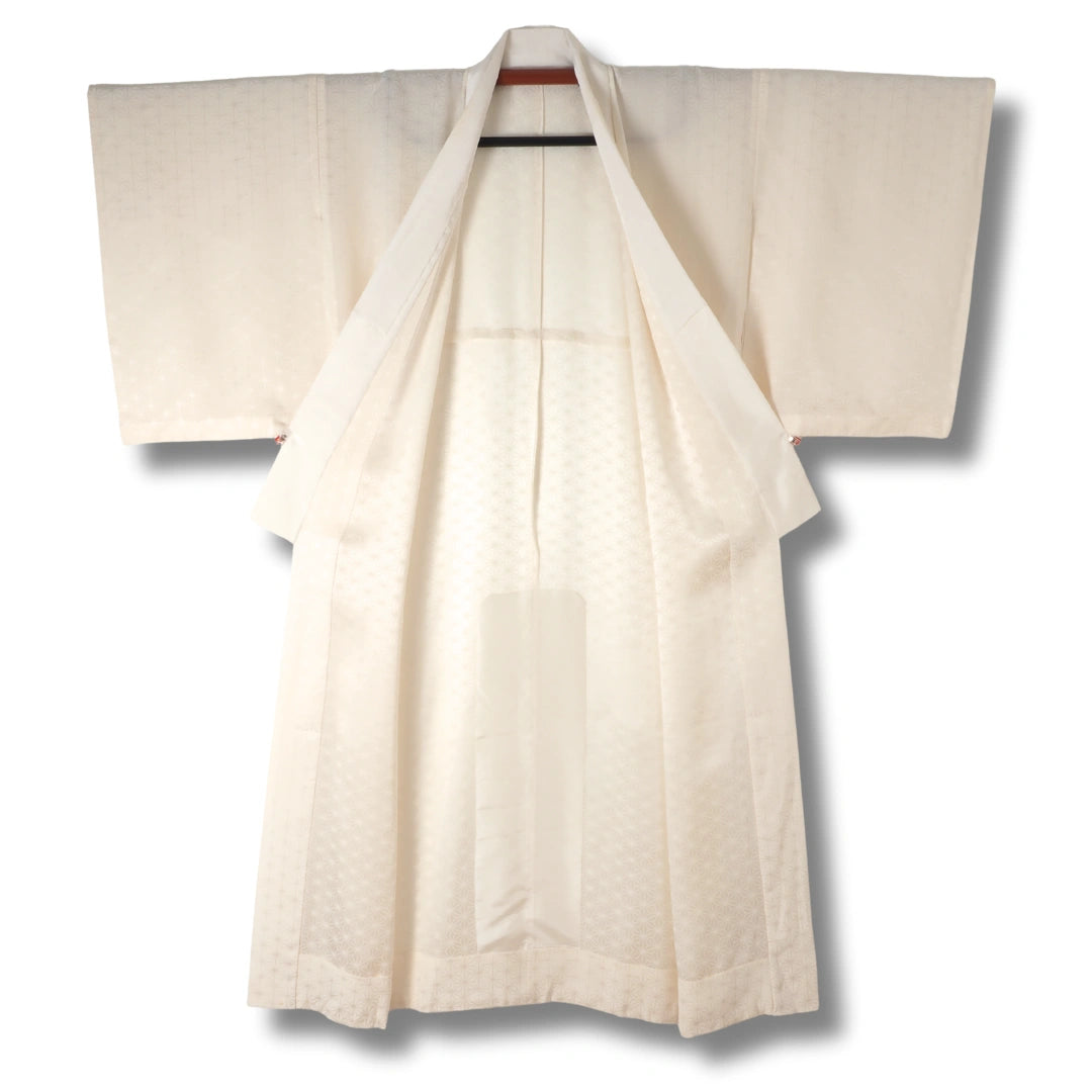 Vintage Damen Naga Juban creme mit Asanoha