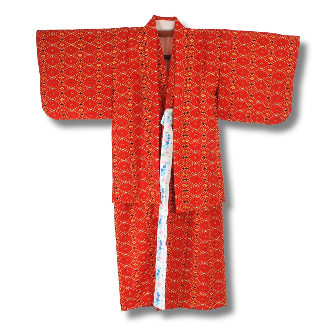 Vintage Kinder-Kimono in Rot mit mit Haoir mit goldgelbem Hishi-Rautenmuster, Frontansicht