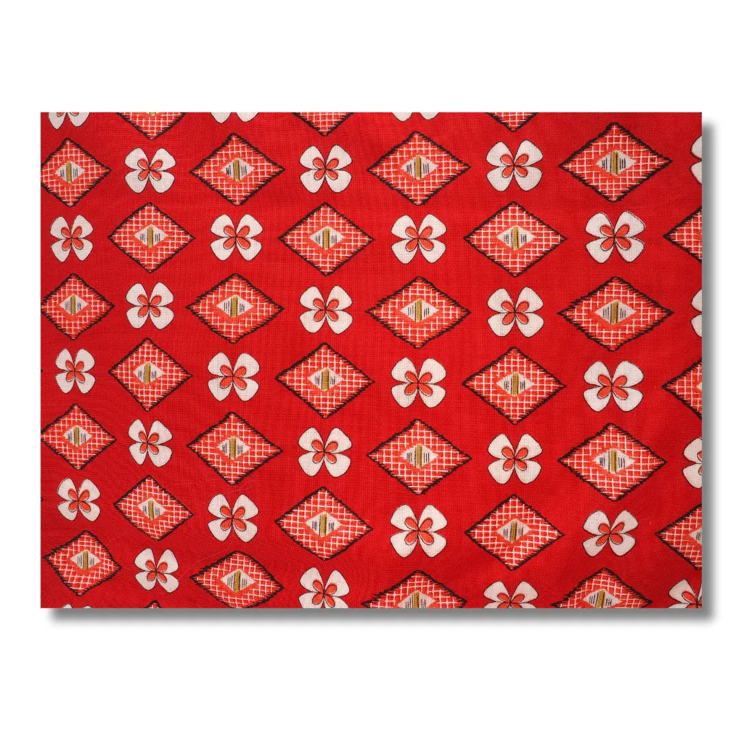Vintage Kinder-Ensemble – Rot mit Weißen Blumen (Kimono & Haori inkl. Haori-Himo)