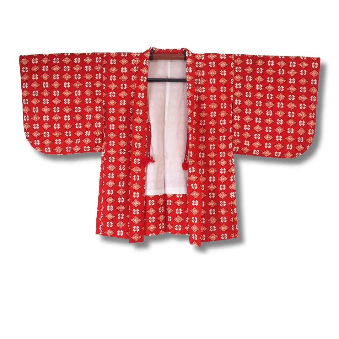 Vintage Kinder-Ensemble – Rot mit Weißen Blumen (Kimono & Haori inkl. Haori-Himo)