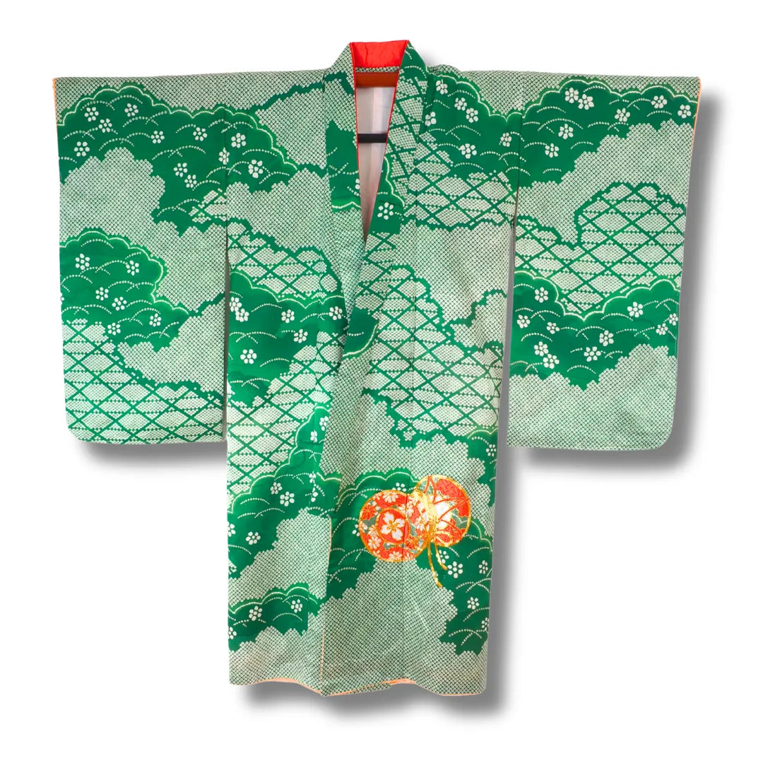 Vintage Kinder-Furisode-Kimono – Grün mit Goldener Stickerei Gr. 110 bis 128