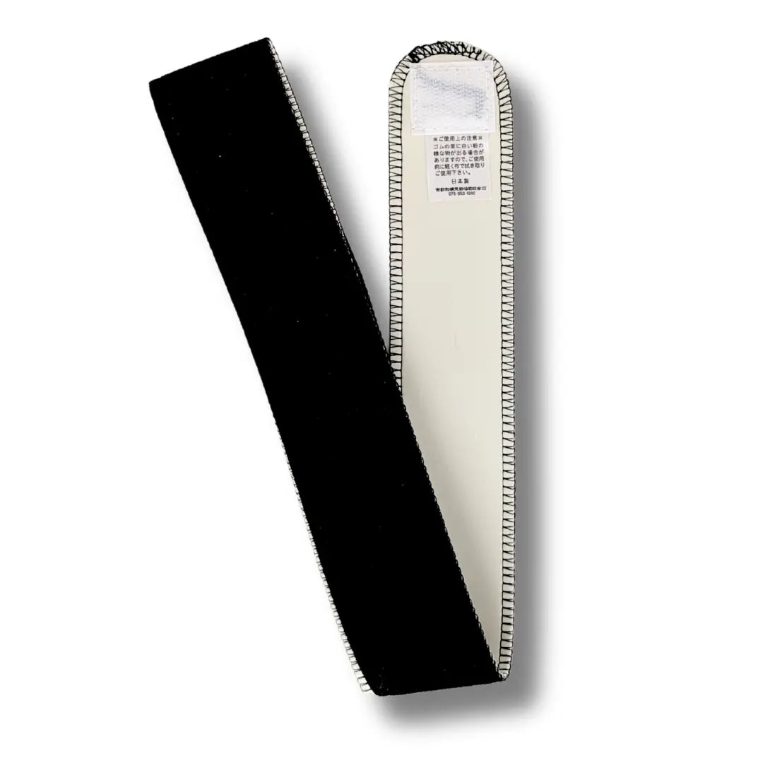 Schwarzer Datejime Magic Belt mit weicher Oberfläche und elastischer Innenseite