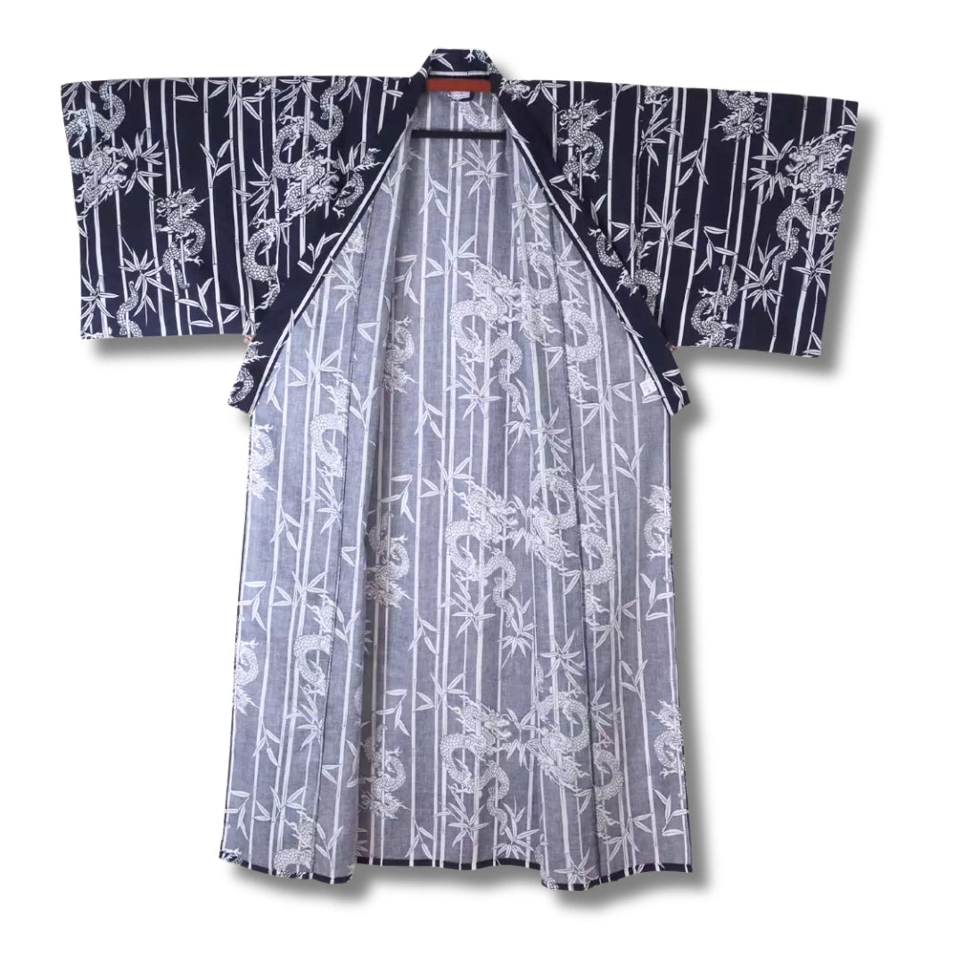 Herren Yukata dunkelblau mit weißen Drachen