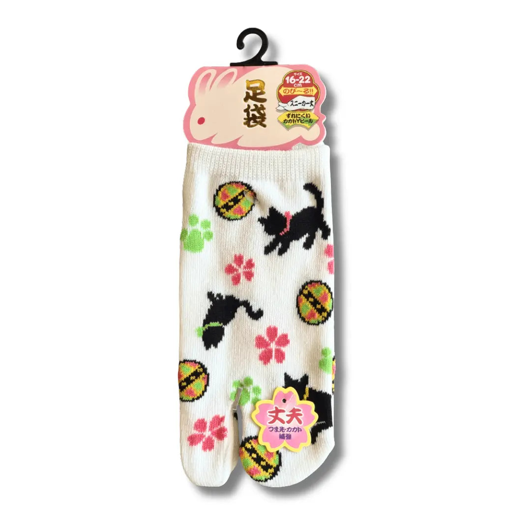 Kinder Tabi Socken weiß mit Katzen Motiv Vorderseite – japanische Zehensocken #farbe_Weiß