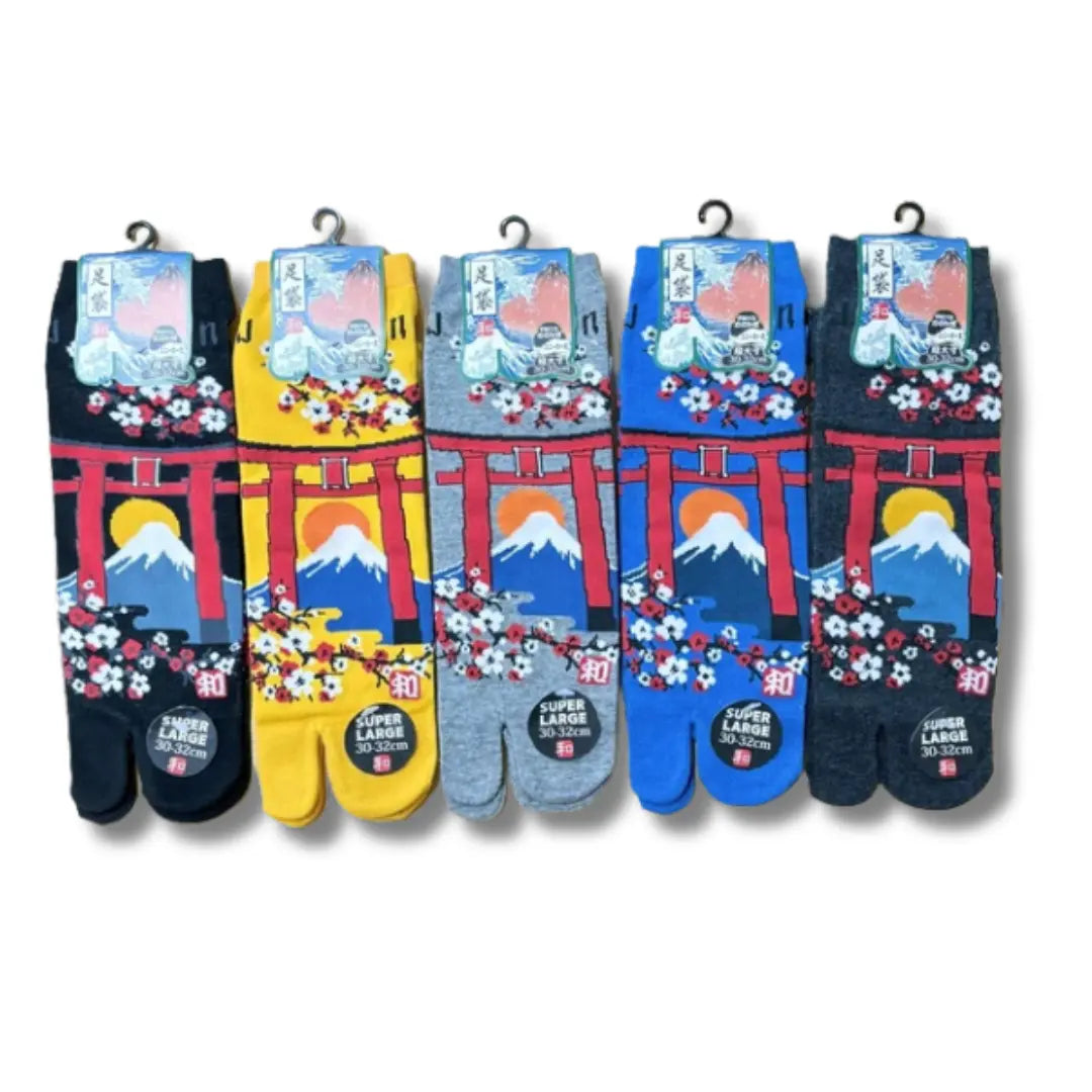 5 Paar verschiedene Tabi Socken in 5 verschiedenen Farben mit dem Motiv Mount Fuji, ein Torii und Kirschblüten in der Größe 47 bis 50.