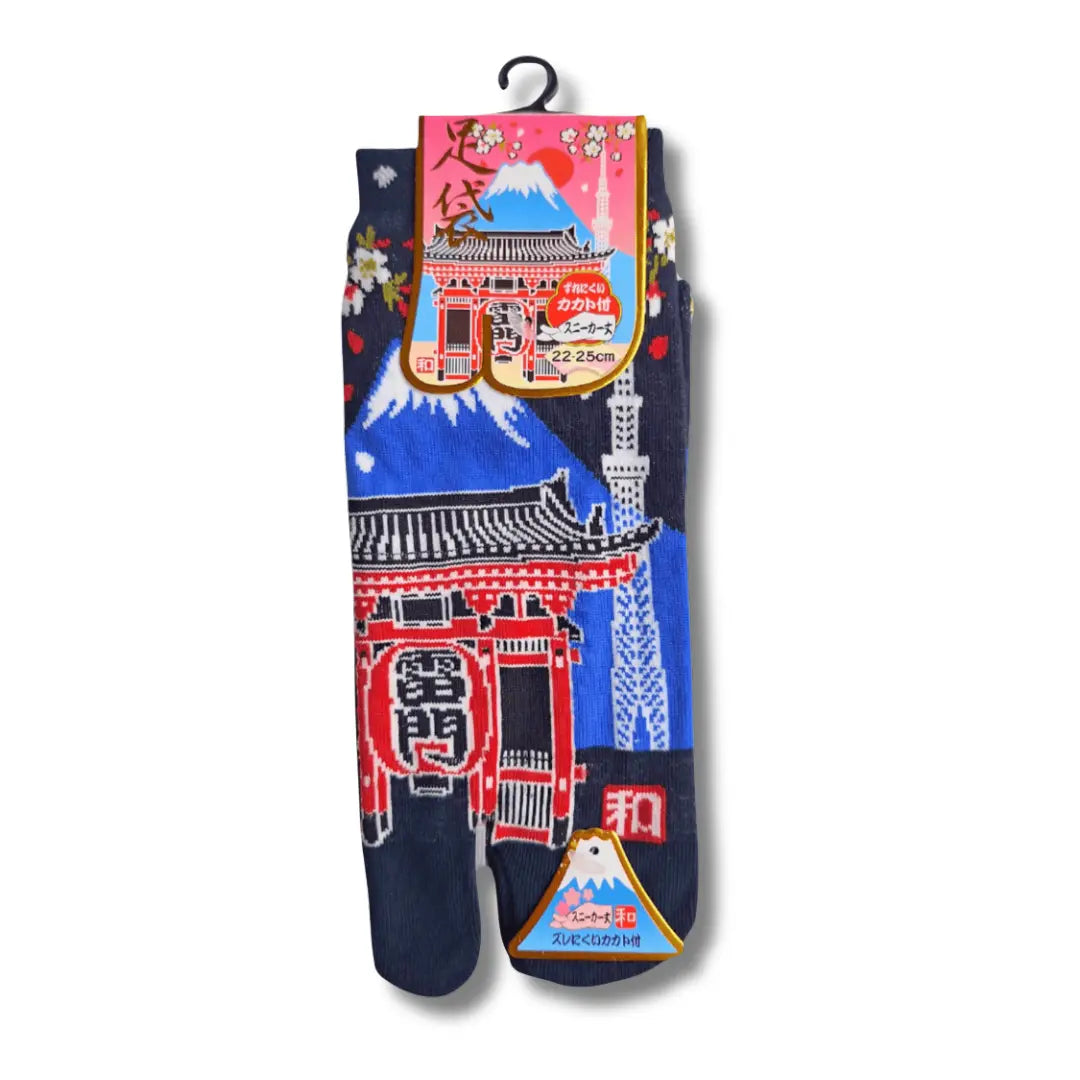 Kurze Tabi Socken dunkelblau mit Kaminarimon Tor, Fuji und Kirschblüten Motiv Vorderseite – japanische Zehensocken #farbe_Dunkelblau