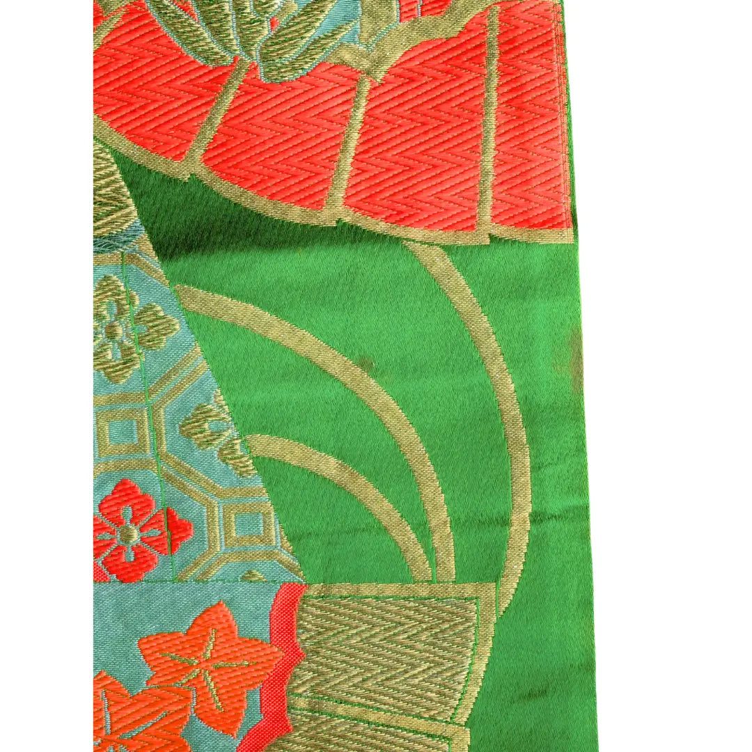 Vintage Fukuro Obi in Grün mit goldenen Fächer- und Blumenmustern aus Japan