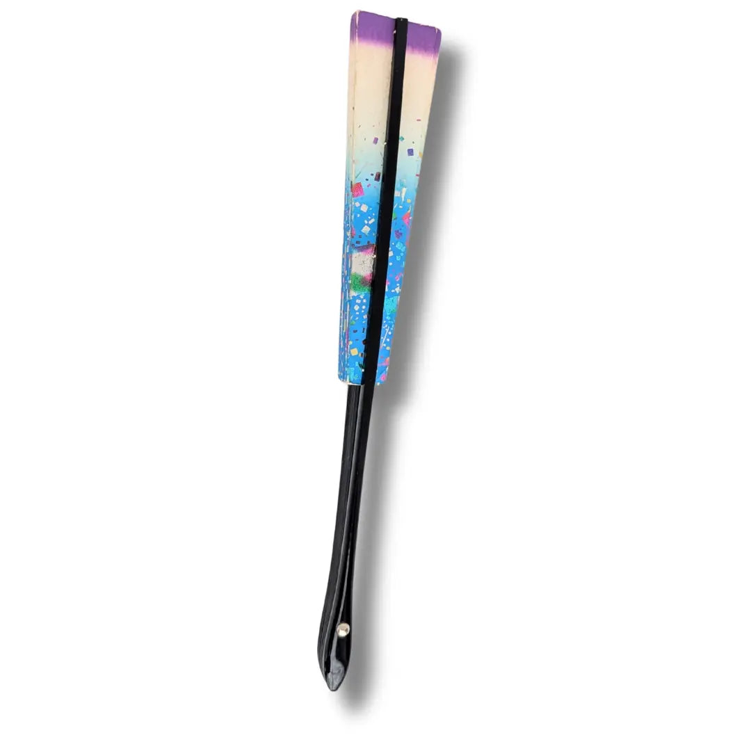 Vintage Mai-Ogi Fächer aus Japan geschlossen, 29 cm, blaues Deckblatt mit violettem Rand und schwarzem Bambus